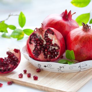 Các cách làm nước ép lựu ngon tại nhà cực đơn giản